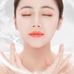爽肤水和面膜的使用顺序